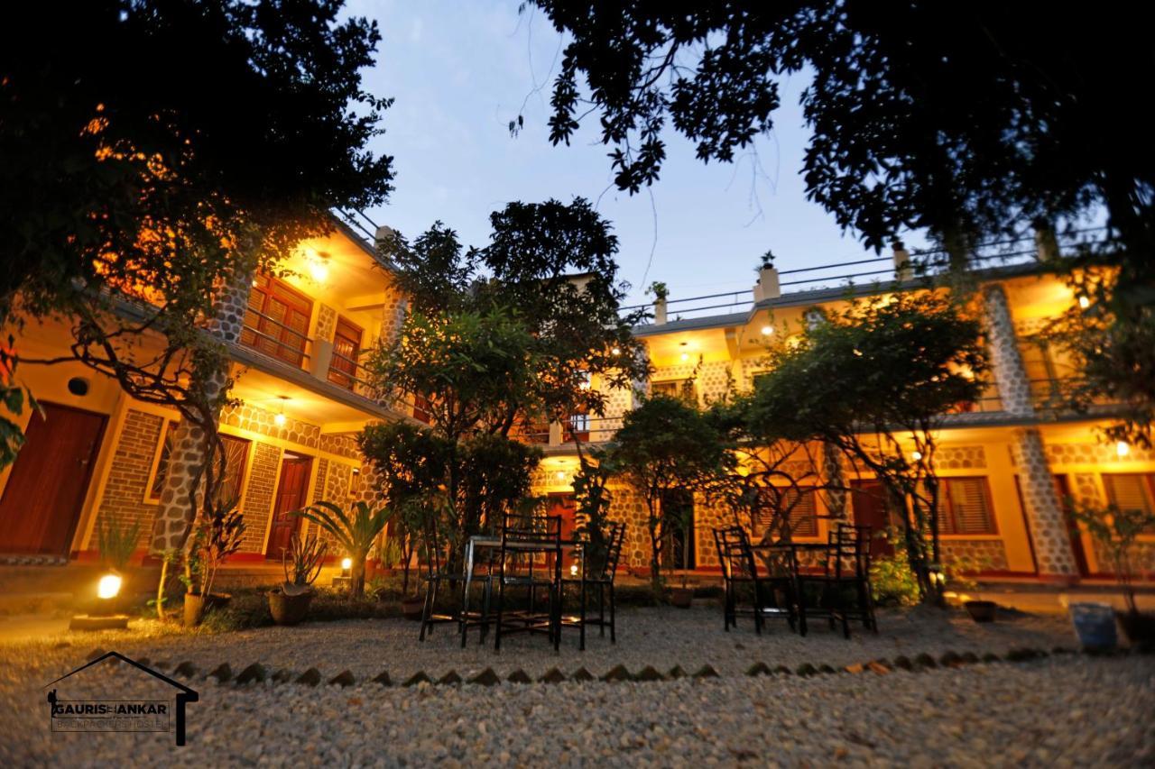 Gaurishankar Backpackers hostel Pokhara Exteriör bild