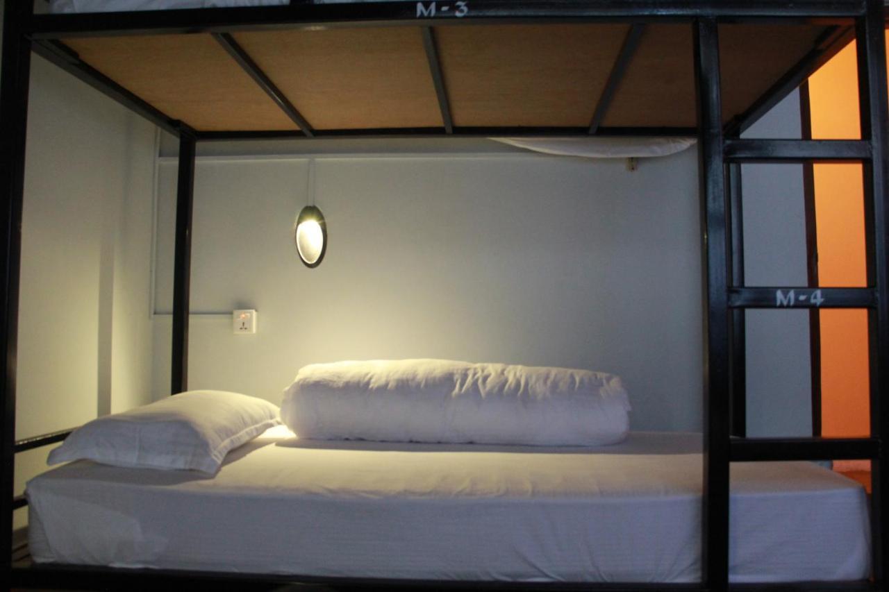 Gaurishankar Backpackers hostel Pokhara Exteriör bild