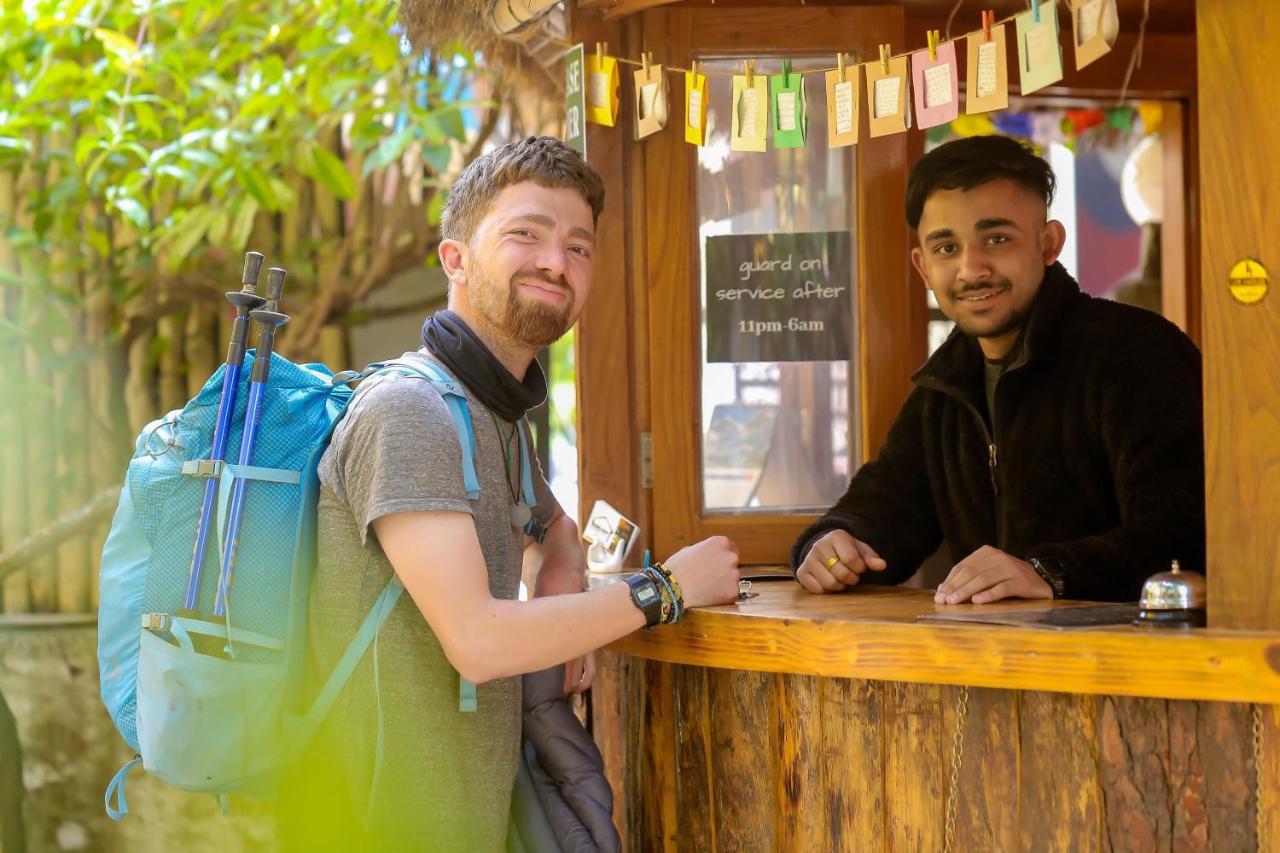 Gaurishankar Backpackers hostel Pokhara Exteriör bild